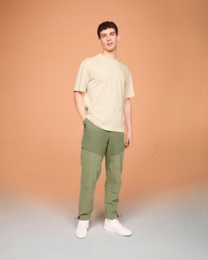 Beige Men On Cloud Studio-T T-shirts | IE_ON8706